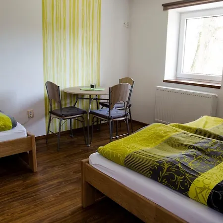 Starobor Apartamento *